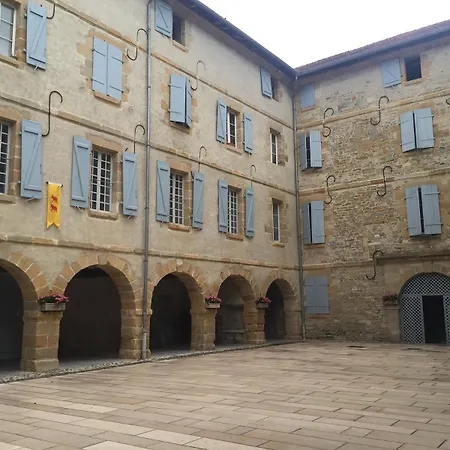 Centre Historique - T2 Navarrenx